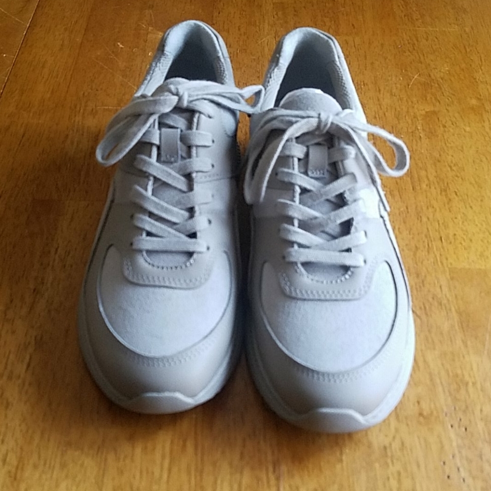 Everlane The Trainer Size 9 (Fits 8.5)
